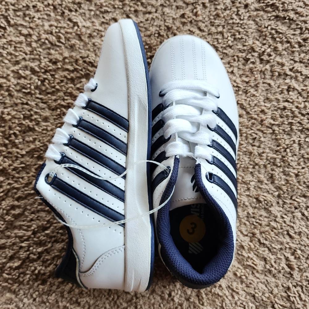 K-SWISS Boys Shoes (3) - Picture 7 of 10